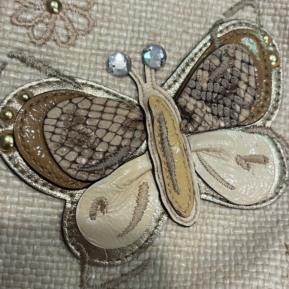 Coach Ivory Straw Embossed Embroidery Butterfly Gold Leather Trim Shoulder Bag - Picture 17 of 17
